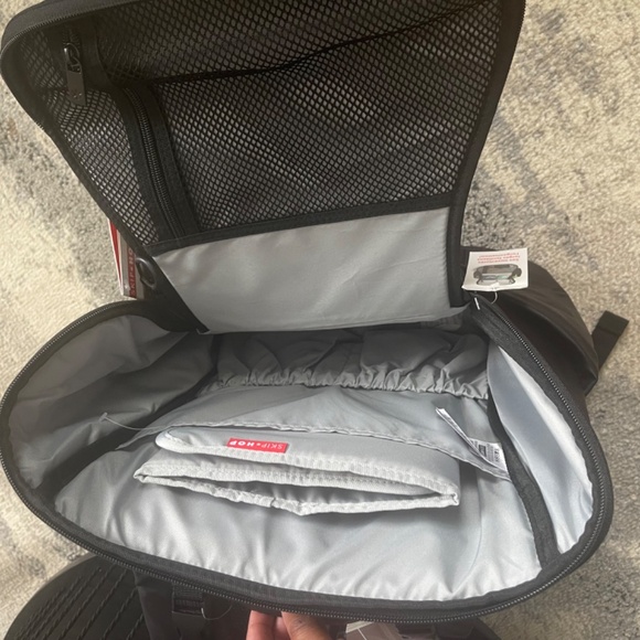 Skip Hop Diaper Bag - Picture 3 of 3